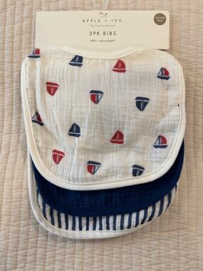 NEW Baby Burp Cloths 3pk Soft Absorbent Stars & Stripes | Apple + Ivy